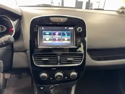 Photo 22 Renault Clio  SOCIETE REVERSIBLE DCI 75 ENERGY E6C