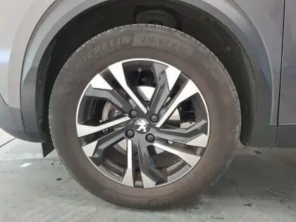 Photo 11 Peugeot 2008  BlueHDi 100 S&S BVM6