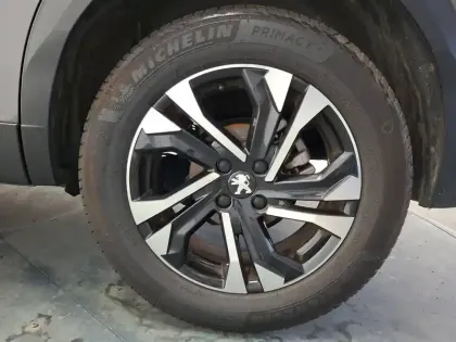 Photo 10 Peugeot 2008  BlueHDi 100 S&S BVM6