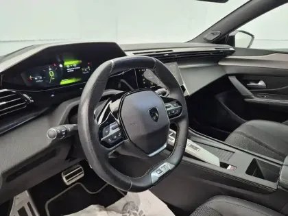 Photo 26 Peugeot 308  Hybrid 136 e-DCS6