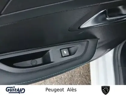 Photo 12 Peugeot 208  PureTech 100 S&S EAT8