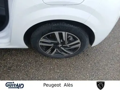Photo 10 Peugeot 208  PureTech 100 S&S EAT8
