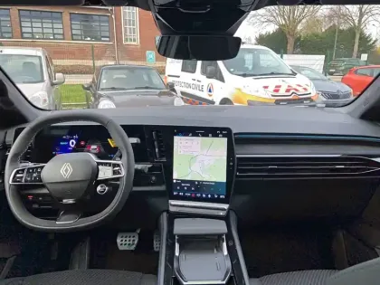 Photo 16 Renault Austral  full hybrid E-Tech 200 ch