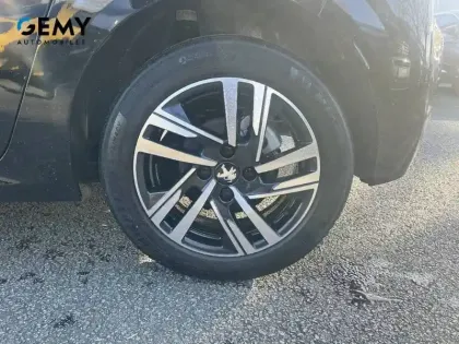 Photo 10 Peugeot 208  PureTech 100 S&S EAT8