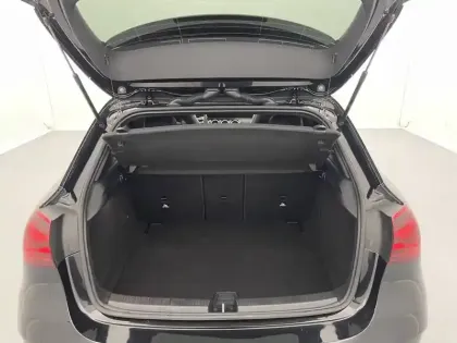 Photo 13 Mercedes Classe A  200 d 8G-DCT