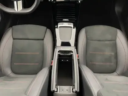 Photo 25 Mercedes Classe A  200 d 8G-DCT