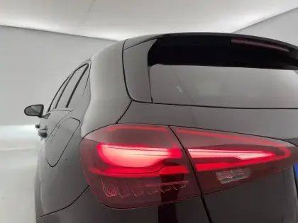 Photo 27 Mercedes Classe A  200 d 8G-DCT