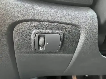 Photo 54 Renault Scenic  TCe 140 FAP
