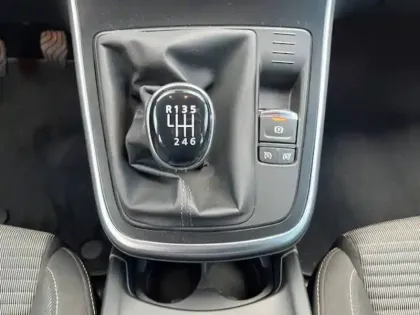 Photo 19 Renault Scenic  TCe 140 FAP