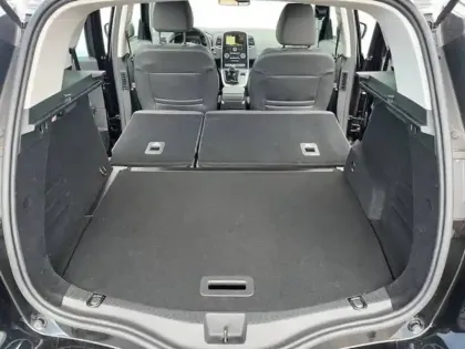 Photo 28 Renault Scenic  TCe 140 FAP