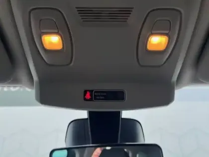 Photo 17 Renault Scenic  TCe 140 FAP