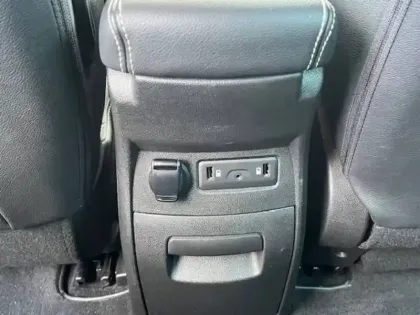 Photo 30 Renault Scenic  TCe 140 FAP