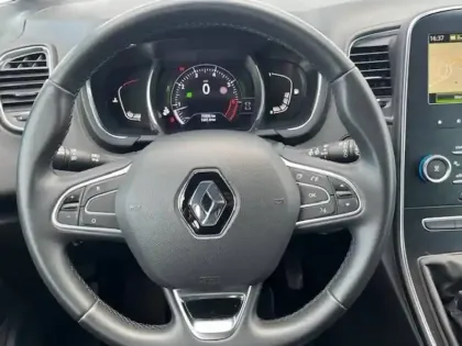 Photo 12 Renault Scenic  TCe 140 FAP