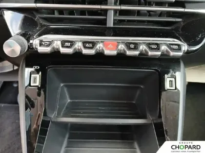 Photo 13 Peugeot 208  PureTech 100 S&S BVM6