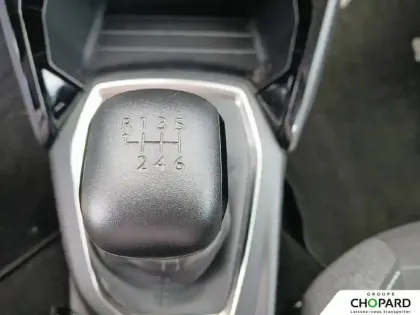 Photo 18 Peugeot 208  PureTech 100 S&S BVM6