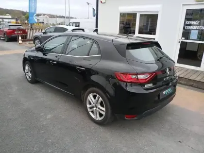 Photo 6 Renault Megane Mégane IV Berline Blue dCi 115