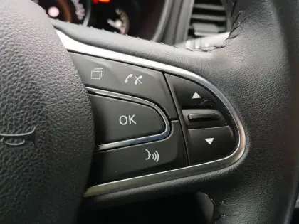 Photo 15 Renault Megane Mégane IV Berline Blue dCi 115