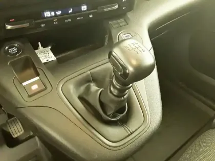 Photo 13 Peugeot Partner Gén. III Ph2 Base 4