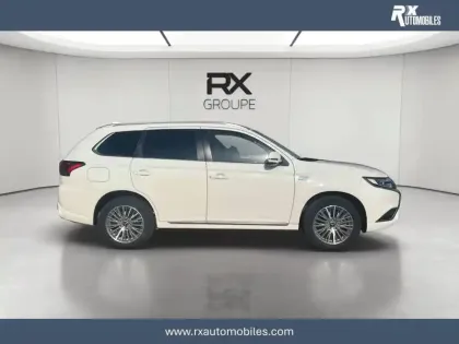 Photo 6 Mitsubishi Outlander  2.4l PHEV Twin Motor 4WD