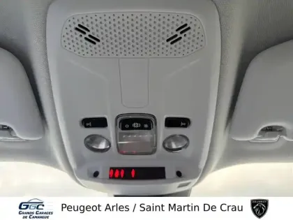 Photo 21 Peugeot 2008  PureTech 130 S&S BVM6