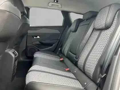 Photo 11 Peugeot 308  SW Hybrid 145 e-DCS6