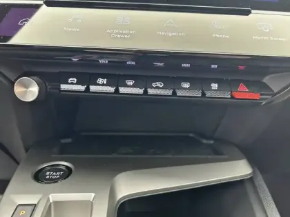 Photo 20 Peugeot 308  SW Hybrid 145 e-DCS6