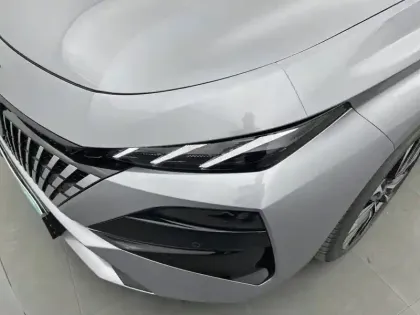 Photo 15 Peugeot 308  SW Hybrid 145 e-DCS6