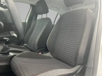 Photo 10 Peugeot 208  PureTech 75 S&S BVM5