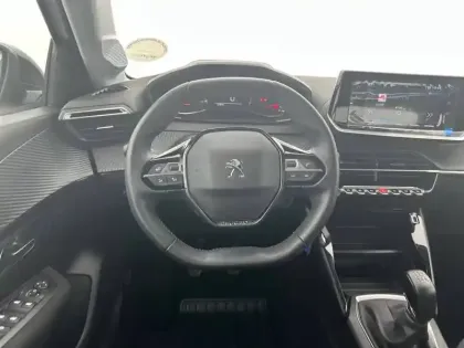 Photo 8 Peugeot 208  PureTech 75 S&S BVM5