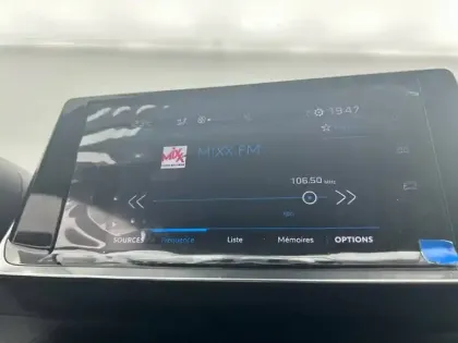 Photo 20 Peugeot 208  PureTech 75 S&S BVM5