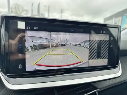 Photo 14 Peugeot 208  Hybrid 110 ch e-DCS6