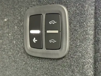 Photo 45 Porsche Macan  Turbo 639 ch