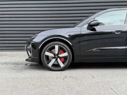 Photo 53 Porsche Macan  Turbo 639 ch