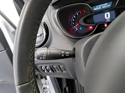 Photo 27 Renault Captur  TCe 90 E6C