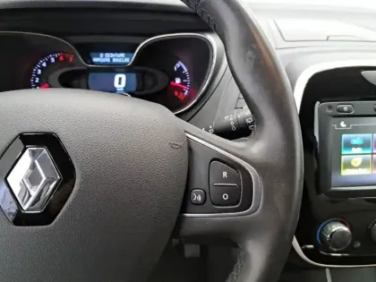 Photo 30 Renault Captur  TCe 90 E6C