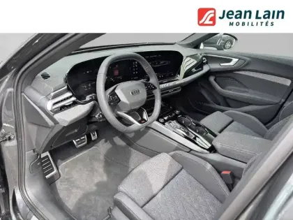 Photo 10 Audi A5  Avant e-hybrid 299 ch S tronic 7 Quattro