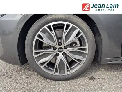 Photo 8 Audi A5  Avant e-hybrid 299 ch S tronic 7 Quattro