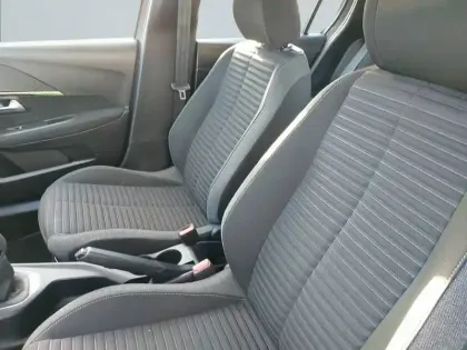 Photo 27 Peugeot 208  PureTech 75 S&S BVM5