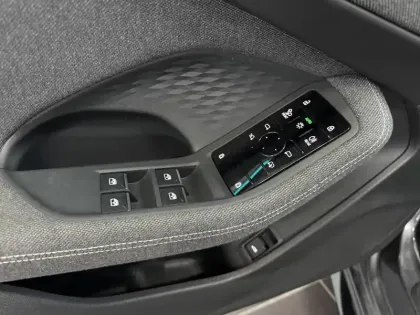 Photo 17 Audi A5  TDI Hybride 204 ch S tronic 7