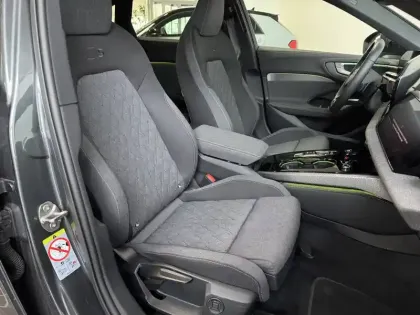 Photo 12 Audi A5  TDI Hybride 204 ch S tronic 7