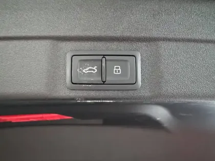 Photo 14 Audi A5  TDI Hybride 204 ch S tronic 7