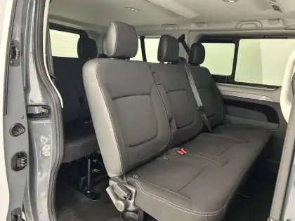 Photo 33 Renault Trafic  Blue dCi 150