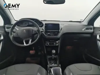 Photo 49 Peugeot 2008  PureTech 110ch S&S EAT6