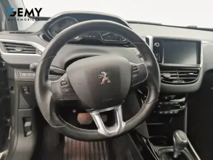 Photo 54 Peugeot 2008  PureTech 110ch S&S EAT6