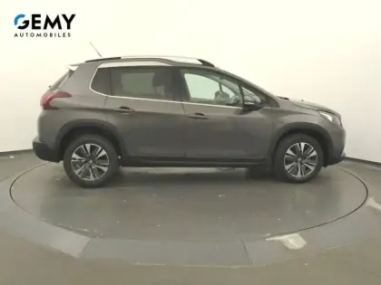 Photo 24 Peugeot 2008  PureTech 110ch S&S EAT6