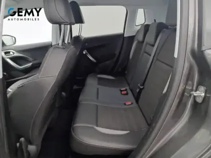 Photo 9 Peugeot 2008 Gén. I Ph2 Allure 5