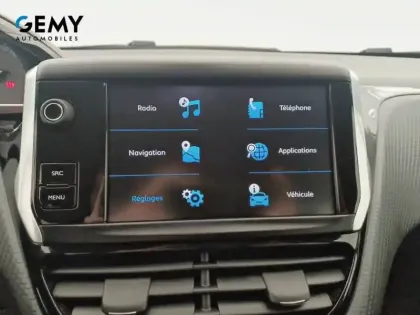 Photo 35 Peugeot 2008  PureTech 110ch S&S EAT6