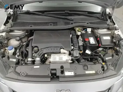 Photo 53 Peugeot 208  PureTech 130 S&S EAT8