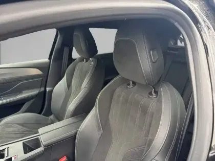 Photo 36 Peugeot 408  PHEV 225 e-EAT8