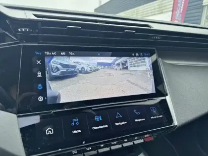 Photo 17 Peugeot 408  PHEV 225 e-EAT8